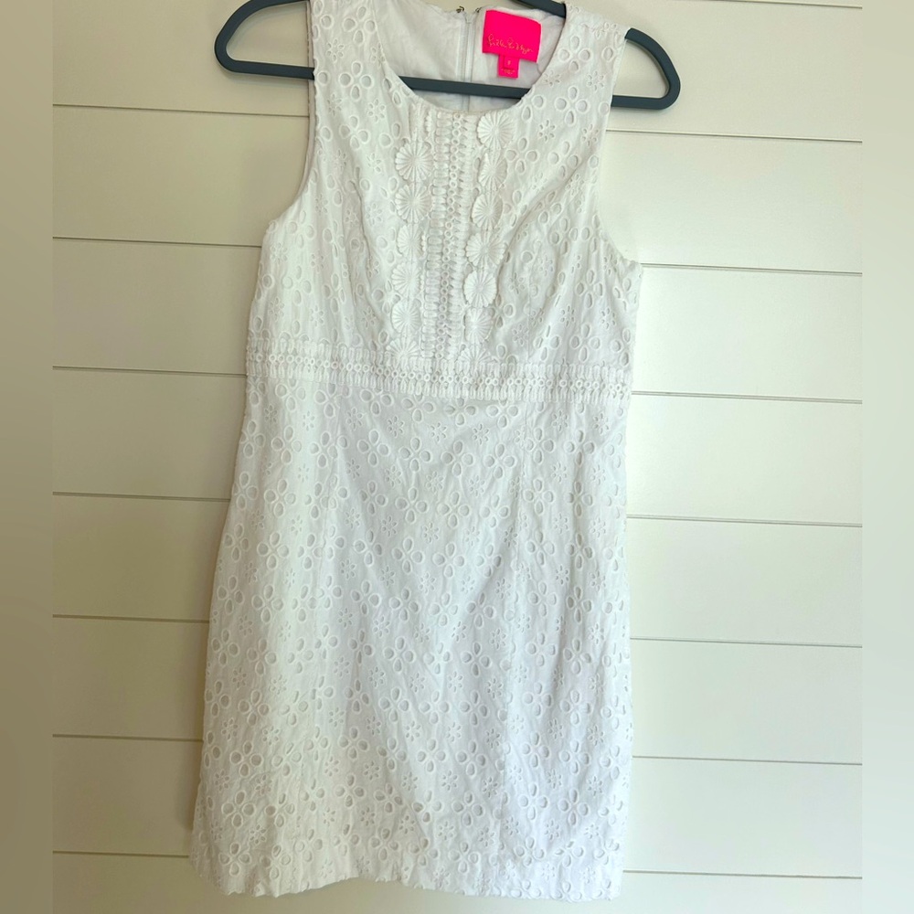 Lily Pultizer white eyelet shift dress size 8